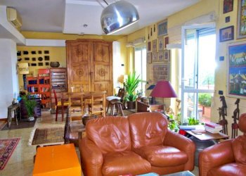 Salone - Four-room apartment Gallarate - photo 7