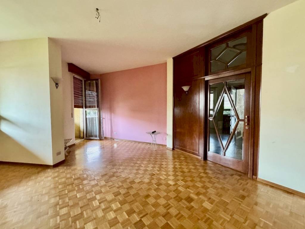 Soggiorno - Quadrilocale via Bertodano, 9, Biella - foto 3