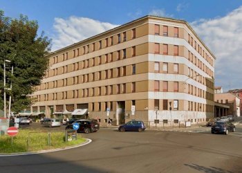 Facciata - Quadrilocale via Bertodano, 9, Biella - foto 1
