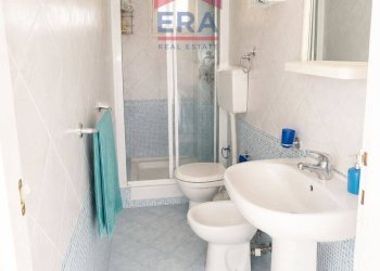 Bagno - Four-room apartment Trapani via Serisso
 
46, Trapani - photo 15