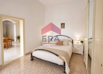 Camera - Four-room apartment Trapani via Serisso
 
46, Trapani - photo 12