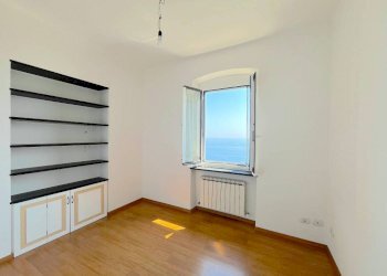 Camera da letto - Four-room apartment via Daniele Manin, 17, Sori - photo 11