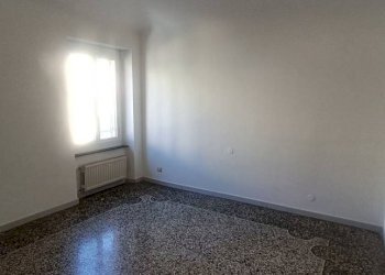 Camera da letto - Trilocale via Struppa, 204, Genova (zona Struppa) - foto 11