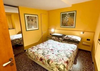 Camera da letto - Two-room apartment piazza Invrea, Genova (neighborhood Centro Storico) - photo 2