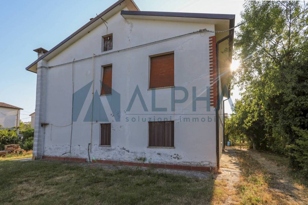 Facciata - Villa via della Smarrita, Forlì - foto 3