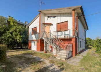 Facciata - Villa via della Smarrita, Forlì - foto 1