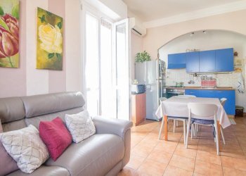 Appartamento Via Cesare Battisti, Garbagnate Milanese - foto 1