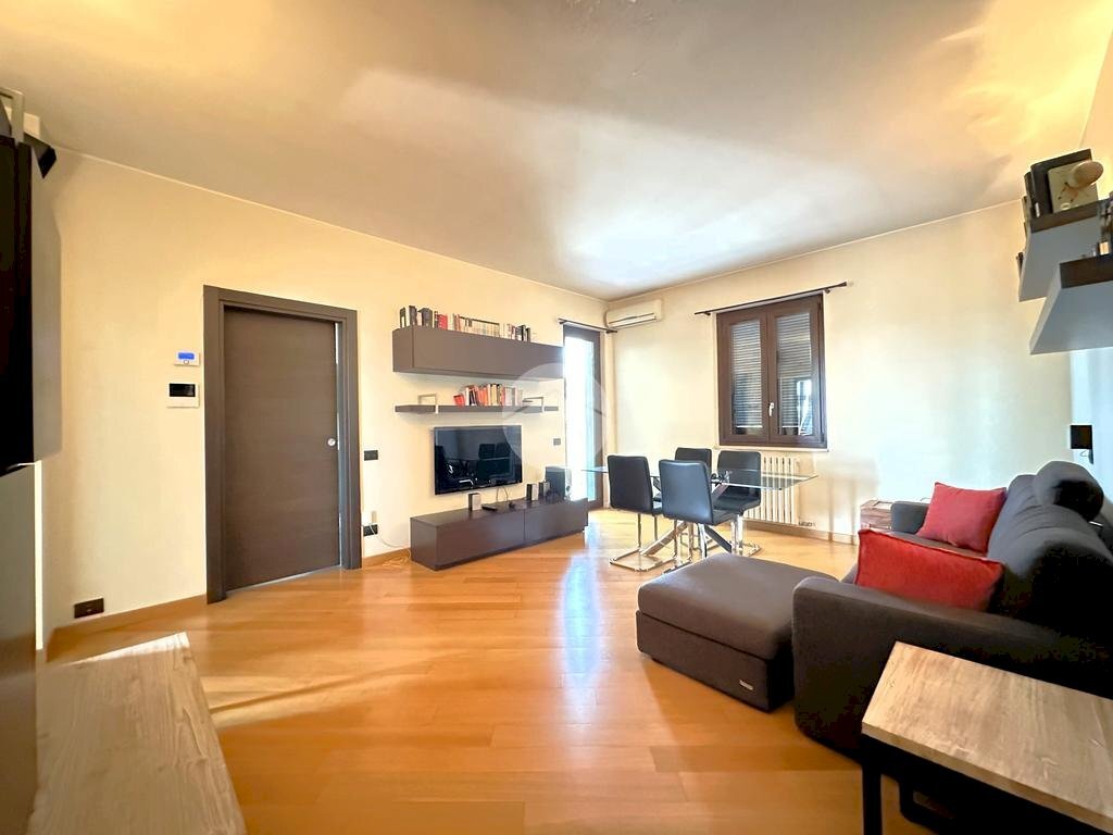 Three-room apartment Via Privata Cimabue, Santo Stefano Ticino - photo 1