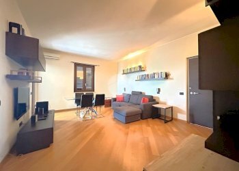 Three-room apartment Via Privata Cimabue, Santo Stefano Ticino - photo 2