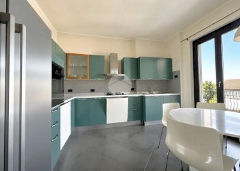 Three-room apartment Via Privata Cimabue, Santo Stefano Ticino - photo 4