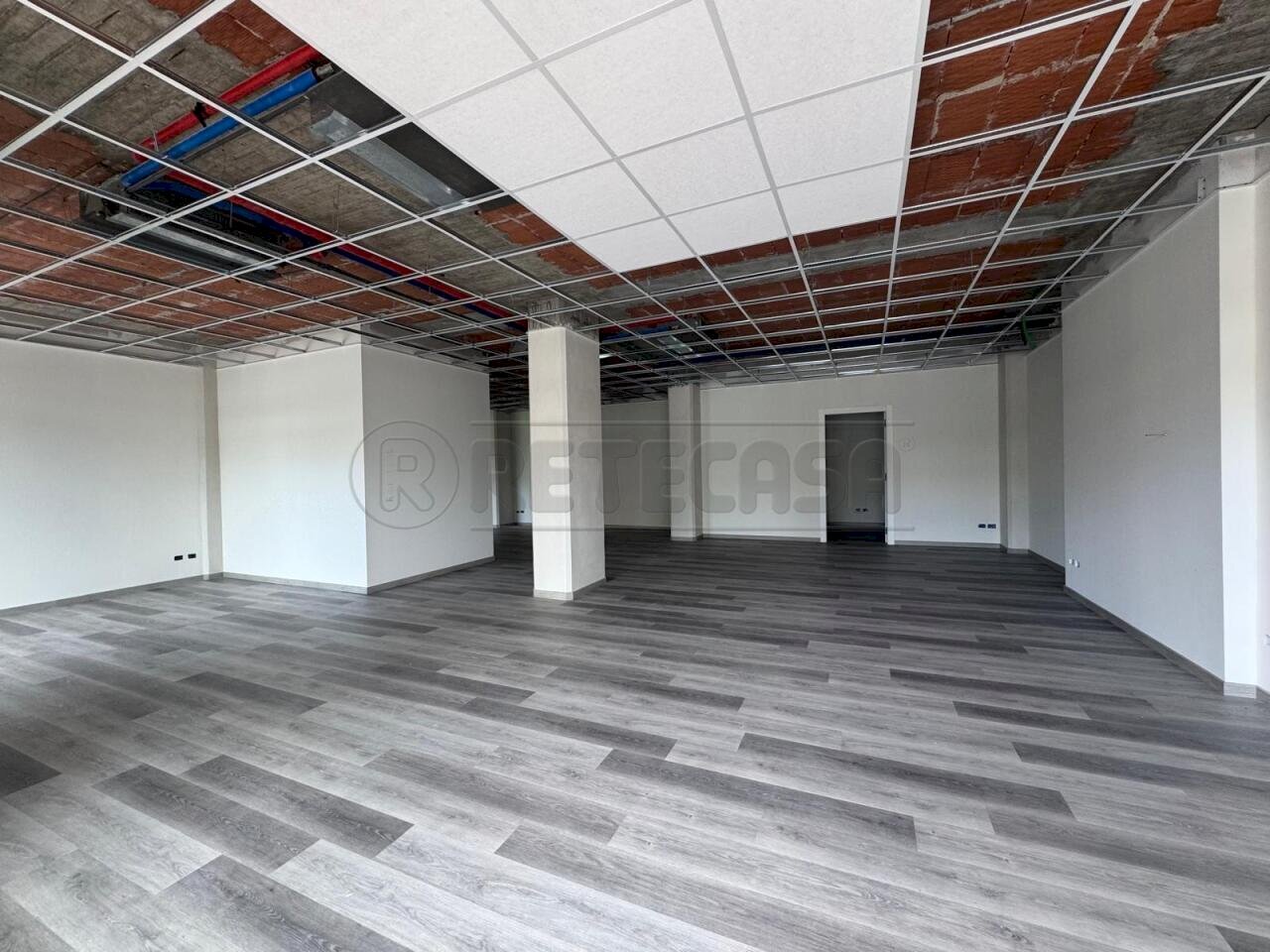 WhatsApp Image 2026-06-30 at 16.31.27 (2) - Commercial Premises Bassano del Grappa - photo 3