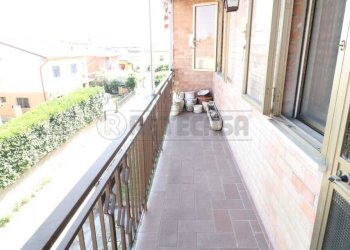 25_Balcone retro - Appartamento Via Alcide de Gasperi 7, Bondeno - foto 25