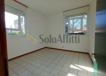 Prima camera - Trilocale Gallarate - foto 8