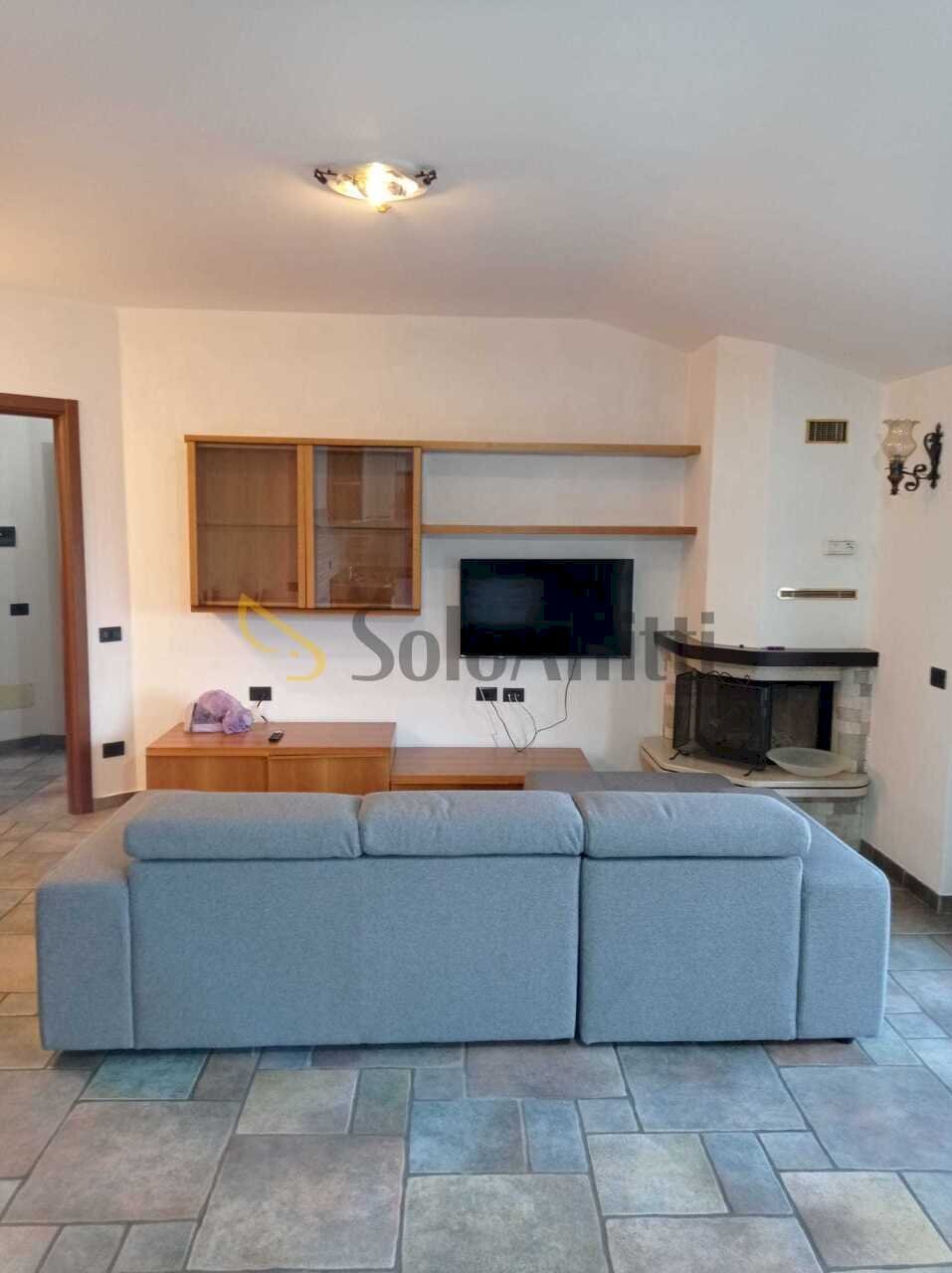 soggiorno - Three-room apartment Solbiate Arno - photo 2