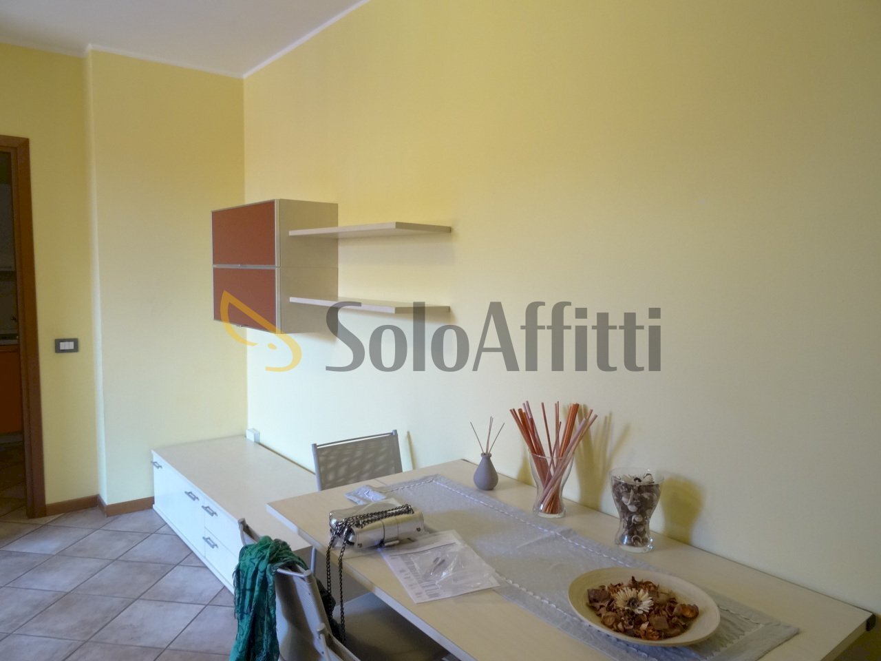 Soggiorno - Two-room apartment Lonate Pozzolo - photo 2