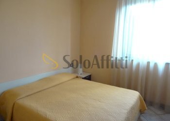 Camera da letto - Two-room apartment Lonate Pozzolo - photo 8