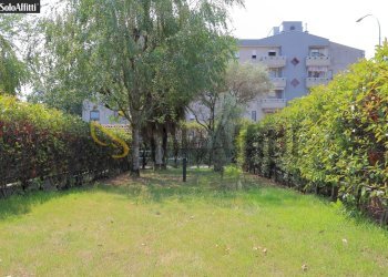 giardino frontale - Appartamento Via Gadames, Paderno Dugnano - foto 12