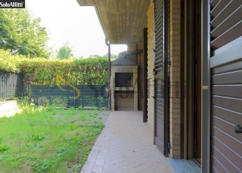 giardino retro camere - Appartamento Via Gadames, Paderno Dugnano - foto 17