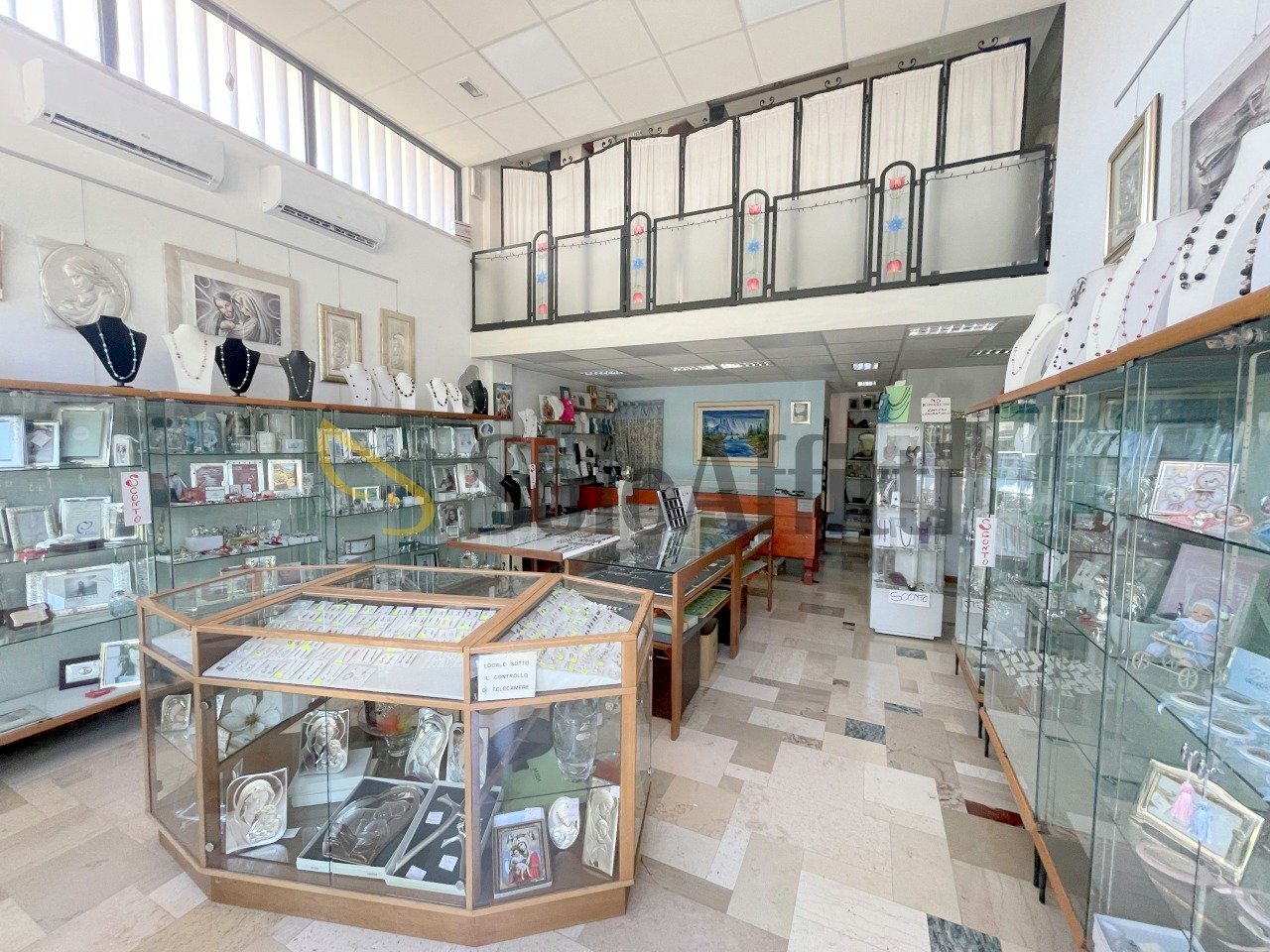 IMG_9763 - Commercial Premises Osimo - photo 1