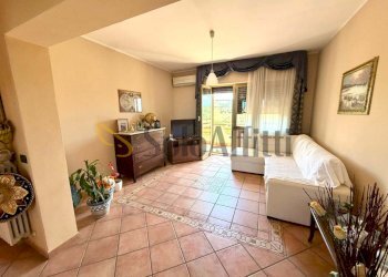 SOGGIORNO - Quadrilocale Località Fosso Corno  6, Roseto degli Abruzzi - foto 1