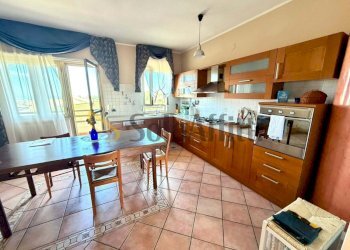 CUCINA - Quadrilocale Località Fosso Corno  6, Roseto degli Abruzzi - foto 7