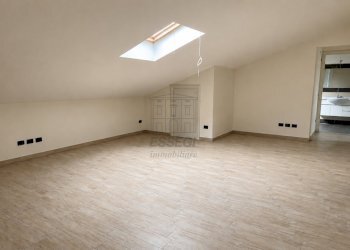 villetta a schiera zona nord - Terraced Villa Via delle Querce 939, Lucca - photo 5