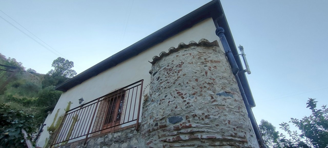 IMG20260622182015 - Villa Via San Sebastiano 11, Palizzi - foto 1