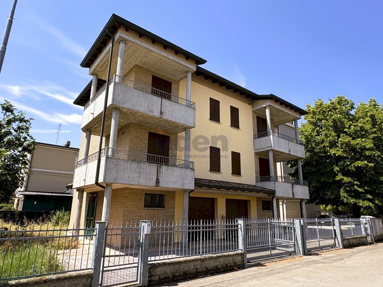 IMG_9222 - Trilocale Via O. Respighi 9, Castelfranco Emilia - foto 1