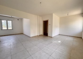 ZONA GIORNO - Quadrilocale Via Piave 23, Castegnero - foto 4