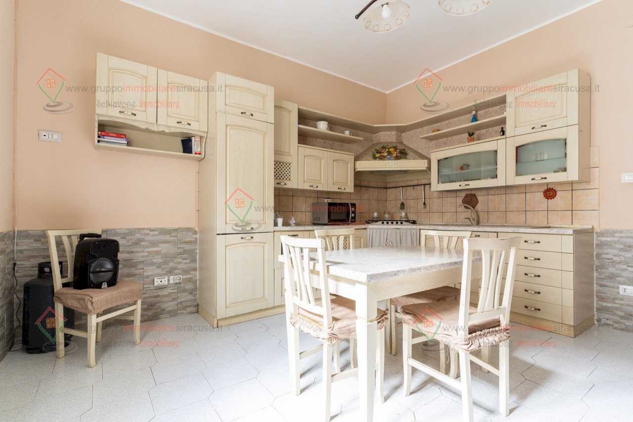 RIC05619 - Three-room apartment Priolo Gargallo - photo 2