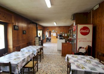 Bar - Locale Commerciale Rezzoaglio - foto 4