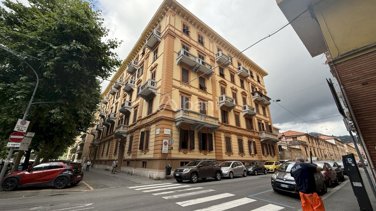 SP755_ampio appartamento in vendita pieno centro c - Office La Spezia - photo 1