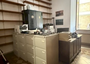 SP755_ampio appartamento in vendita pieno centro c - Office La Spezia - photo 14