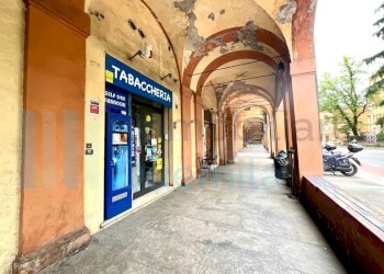 IMMAGINE21-ink.jpeg - Tabaccheria Bologna (zona Saragozza) - foto 21