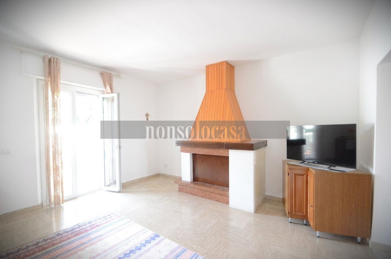 SOGGIORNO - Trilocale Piazzale Palmiro Togliatti 999, Deruta - foto 1