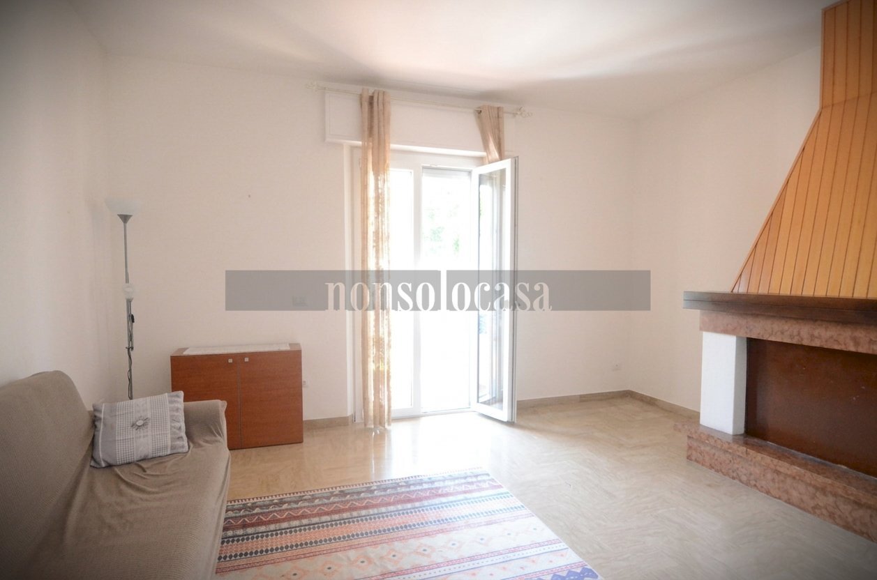 SOGGIORNO - Trilocale Piazzale Palmiro Togliatti 999, Deruta - foto 2