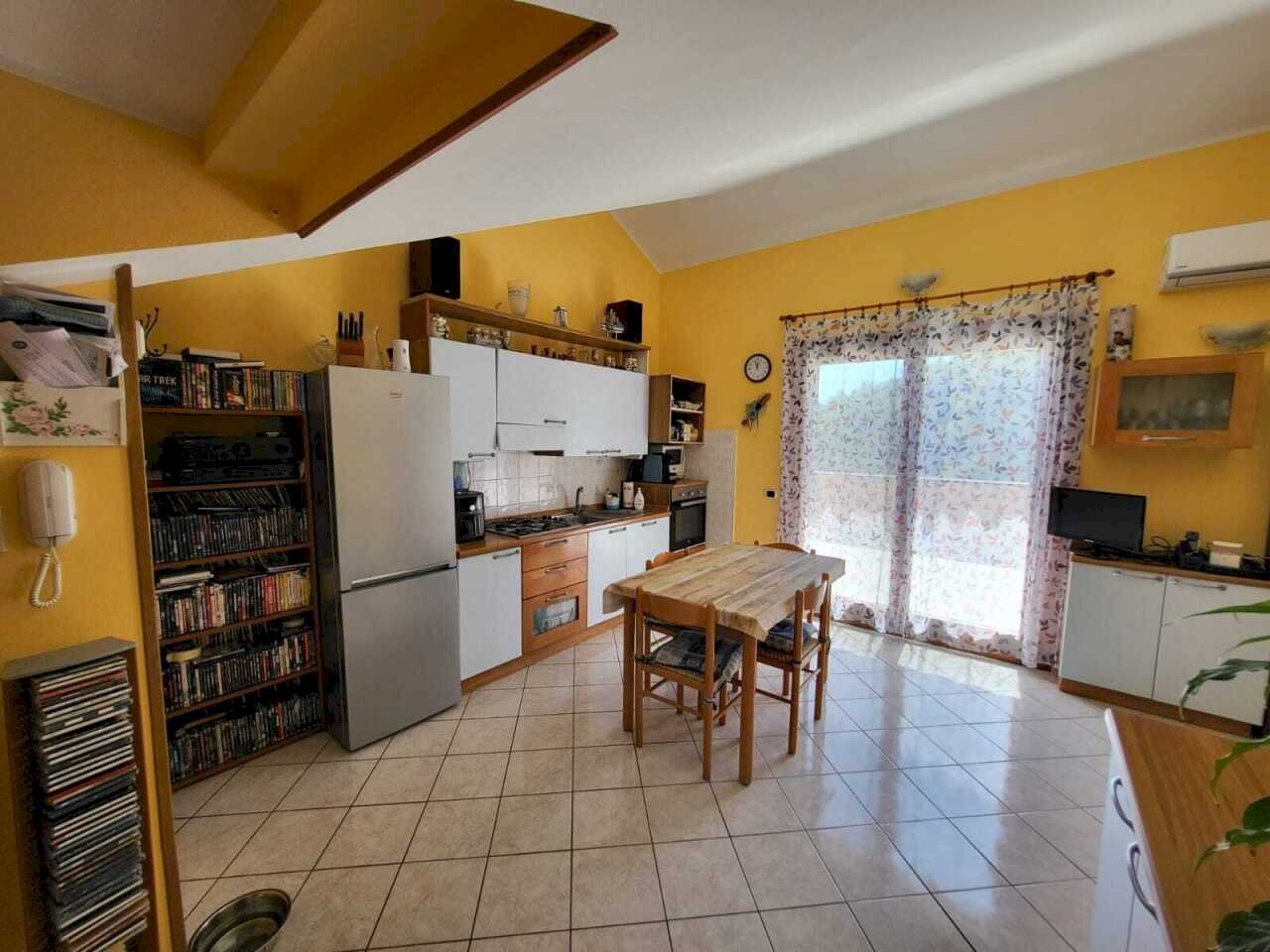 soggiorno con angolo cottura - Three-room apartment Andora - photo 2