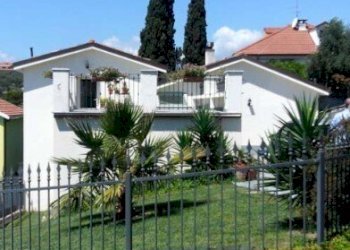 2 - Villa all'asta Via Privata Altamira 16/A, Imperia - foto 1