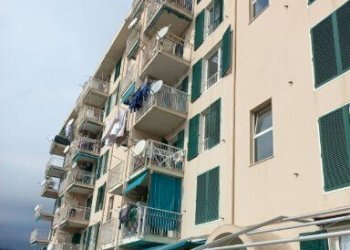 2 - Quadrilocale all'asta Via Evasio Montanella 96/8, Genova (zona Prà) - foto 1