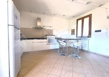 cucina - Terraced Villa Via del Pino, Livorno - photo 10