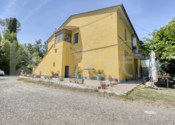 esterno - Portion of a house Via Pian delle Tregge, Collesalvetti - photo 1