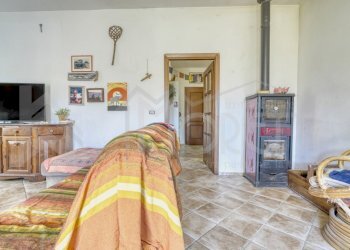 soggiorno - Portion of a house Via Pian delle Tregge, Collesalvetti - photo 20