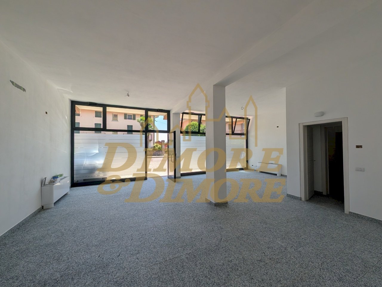 Vetrina - Office Angera - photo 3