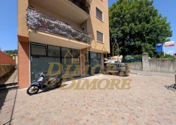 Parcheggio - Office Angera - photo 1