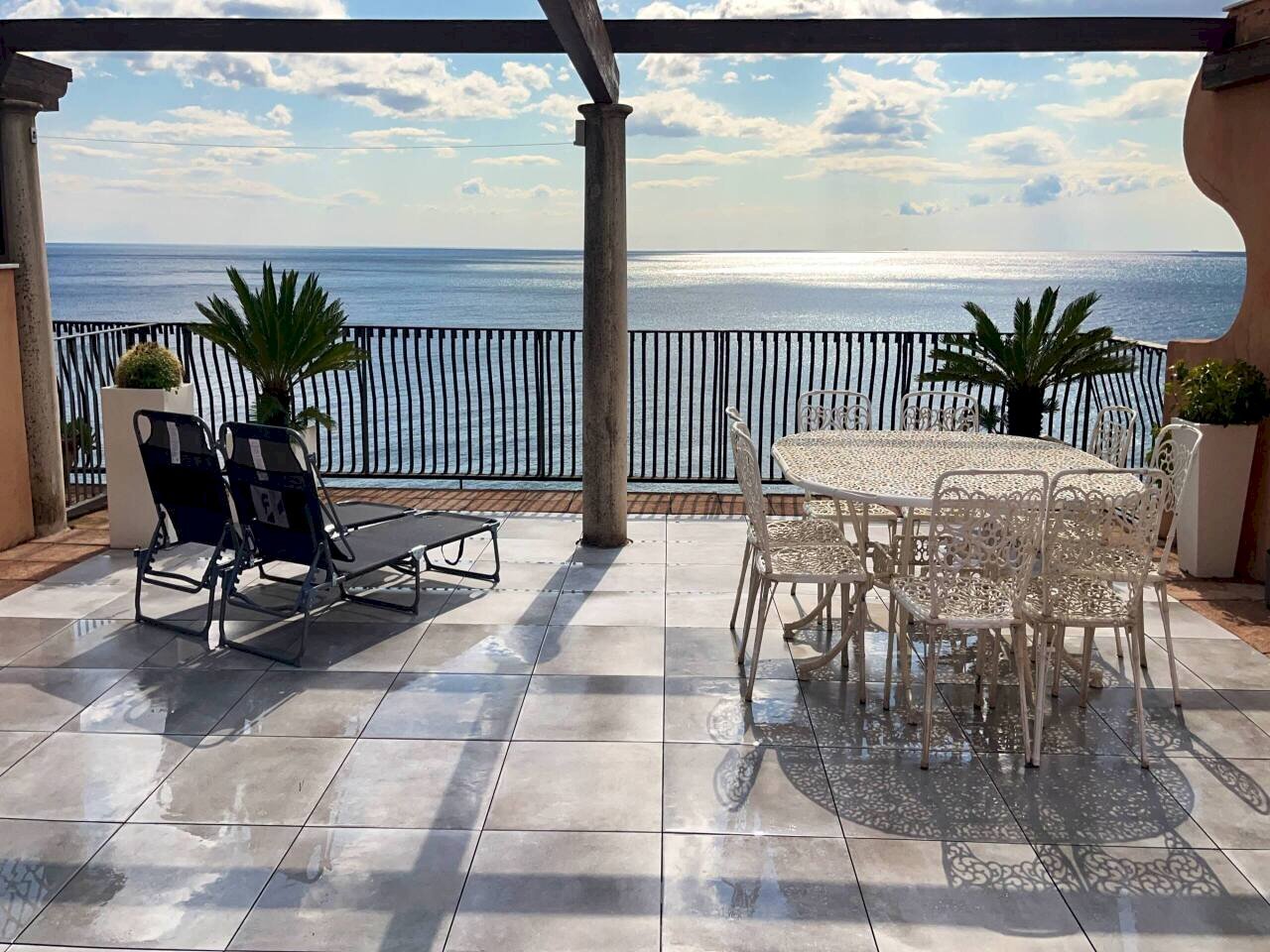 F393429F-E5E3-467B-8517-019D844CB479 - Attic Genova (neighborhood Nervi) - photo 3