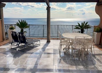 F393429F-E5E3-467B-8517-019D844CB479 - Attic Genova (neighborhood Nervi) - photo 3