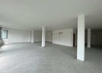 IMG_7670 - Office Via Magona, Cecina - photo 2