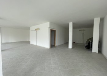 IMG_7671 - Office Via Magona, Cecina - photo 7
