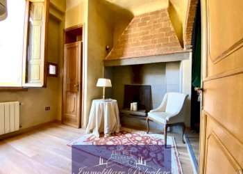WhatsApp Image 2022-09-15 at 11.35.53 (5).jpeg - Three-room apartment Via del Curtatone, Firenze (neighborhood Santa Maria Novella) - photo 1