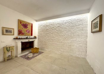 sala - Three-room apartment Piazza San Leonardo, Vernio - photo 10